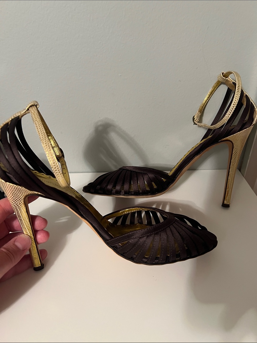 BCBGMaxAzria Brown & Gold Heels - Size 10 - Picture 6 of 7